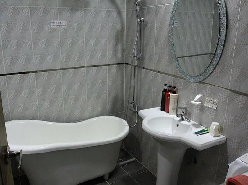 Tiffany Motel Mokpo Ngoại thất bức ảnh